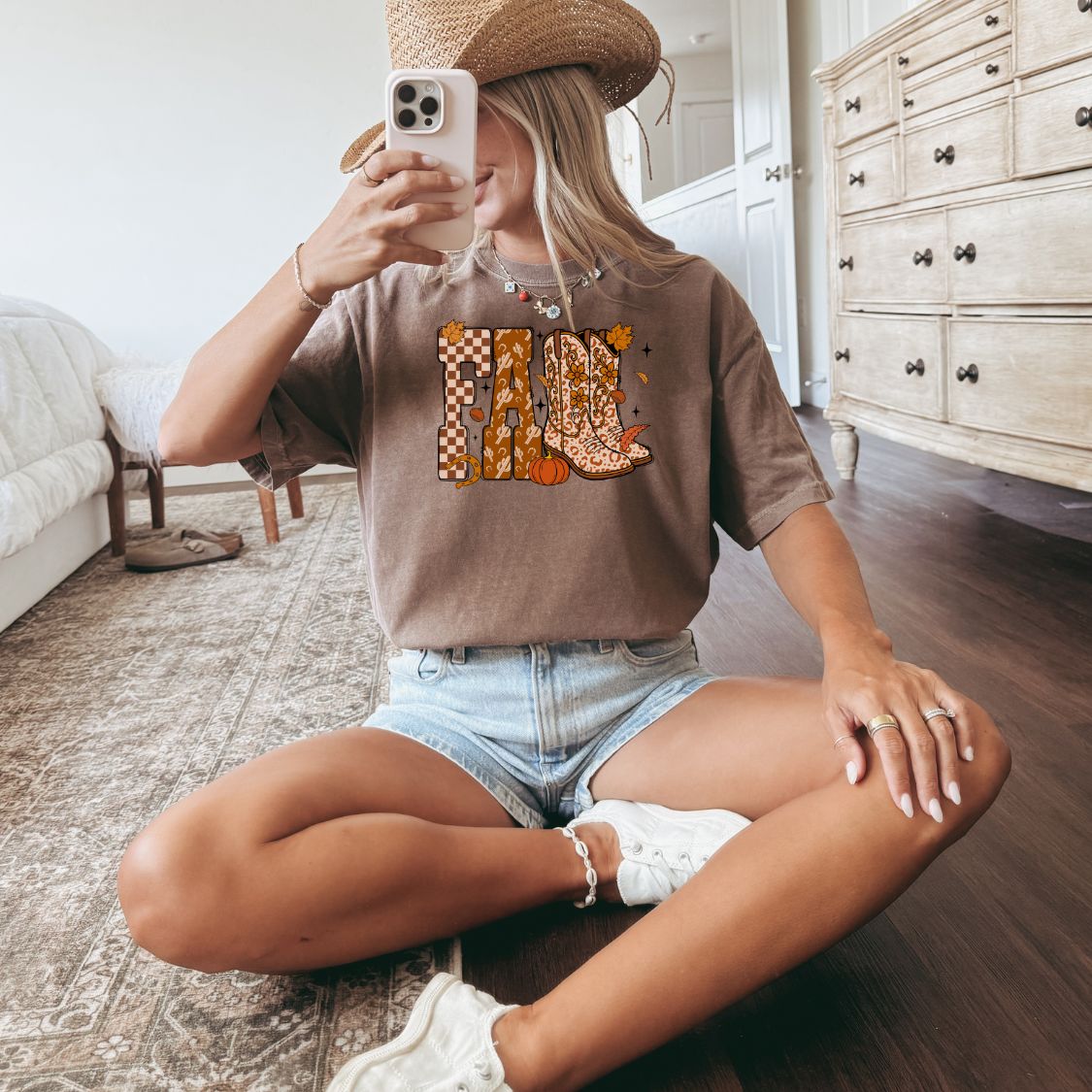 COWGIRL FALL TEE
